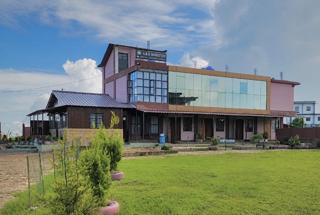 A&R Homestay Gated Compound and Courtyard